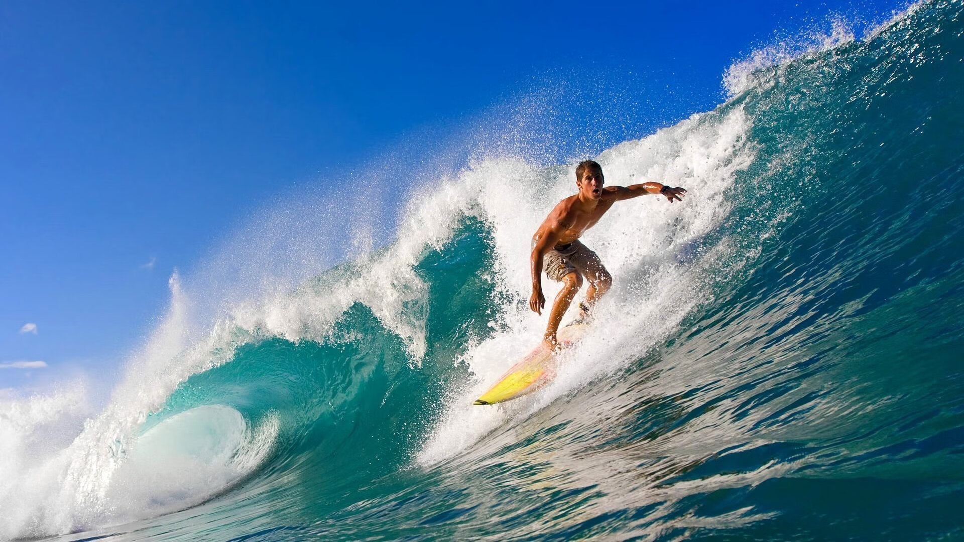 主场气势谁的球馆最具压迫感,主场一般谁开球